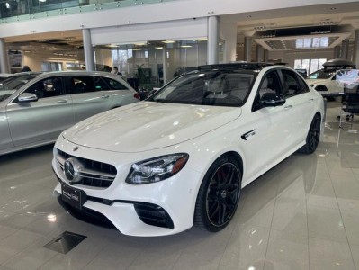 奔驰e63轿跑，奔驰e63 4matic