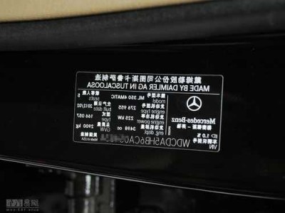 05款奔驰ml350？05款奔驰ml350车架号在哪里？