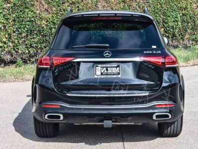 奔驰e350suv？奔驰e350suv最新价格2023款图片？