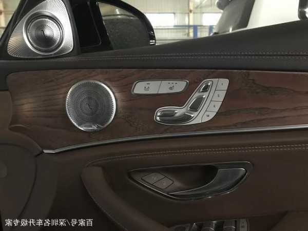 奔驰e300大柏林，奔驰e300柏林之声怎么旋转？