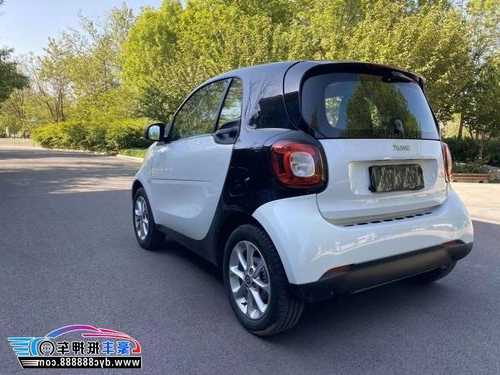 奔驰smart最新款，奔驰smart suv？