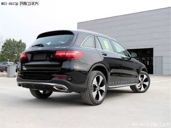 奔驰suv550，奔驰SUV300？