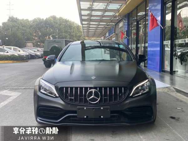 奔驰性能车amg，奔驰性能车amg c63？